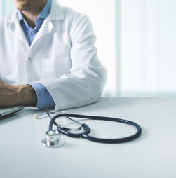 Médicos formadores dos Açores vão receber suplemento mensal de €200