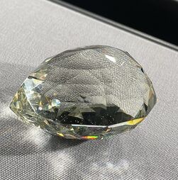 Diamante Florentino reaparece 100 anos depois: joia pertencia aos imperadores da Áustria