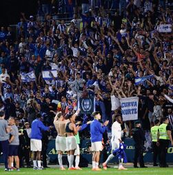 Adeptos do FC Porto detidos na Holanda pagaram multa de 290 euros e foram libertados