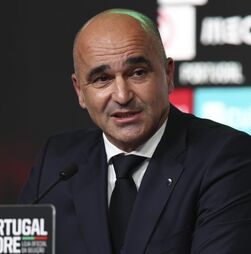 Martínez enaltece a surpresa Carlos Forbs e lamenta ausência de Nuno Mendes: 'É o melhor do Mundo'