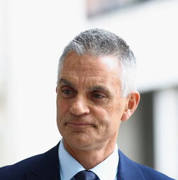 Diretor da BBC renuncia após críticas à edição da emissora a um discurso de Trump 