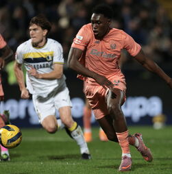 FC Porto segura liderança isolada ao vencer Famalicão