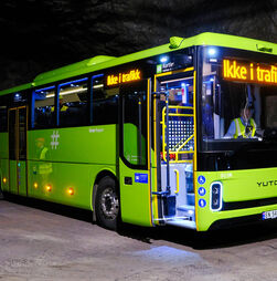 IL pede esclarecimentos a Montenegro sobre presença dos autocarros Yutong em Portugal