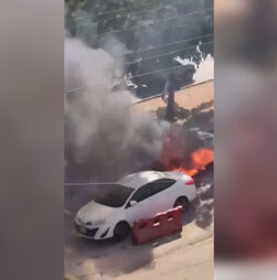 Pânico no Paquistão após ataque suicida que matou 12 pessoas