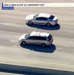 Condutora em fuga escapa à polícia e atravessa fronteira para o México