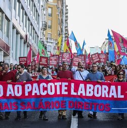 Com greve geral à vista, especialistas não têm dúvidas: 'Nova lei vai mais ao encontro do empregador'