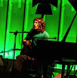 Nas salas de espetáculos, há cada vez mais um Portugal brasileiro