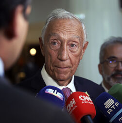 Marcelo vai esperar que o Tribunal Constitucional se pronuncie sobre Lei da Nacionalidade 