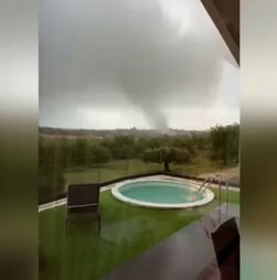 Passagem de tornado em Albufeira faz um morto