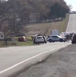 Quatro polícias baleados na zona rural do Kansas  