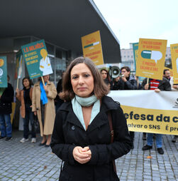 Médicos associam-se à greve geral contra o pacote laboral do Governo