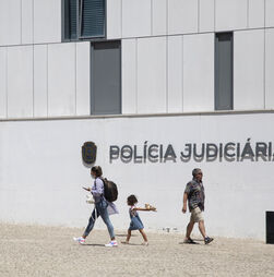 PJ desmantela rede criminosa transnacional de branqueamento e evasão fiscal