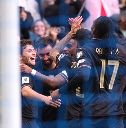 Portugal goleia a Arménia e apura-se para o Mundial