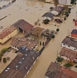 Chuvas intensas provocam inundações em Itália