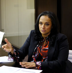 Tribunal deixa cair vários crimes no caso Isabel dos Santos