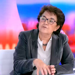 Ex-ministra da Saúde diz que concentração dos serviços de neonatalogia facilita gestão de escalas