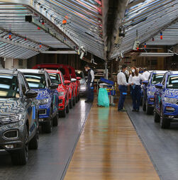 Fábricas portuguesas fazem mira a recorde de produção automóvel