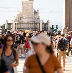 Endividamento da economia tem em setembro maior disparo mensal desde a pandemia 