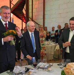 Candidatos presidenciais escondem contas da campanha