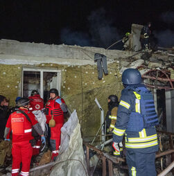 Drones russos matam quatro pessoas na Ucrânia enquanto líderes discutem o fim da guerra em Genebra