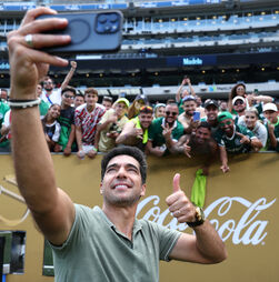 A vida do 'apóstolo' Abel em São Paulo