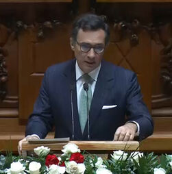 Comemorações 25 de Novembro: PS censura 'apropriação mistificadora” do Governo “mais própria de regimes não democráticos” 