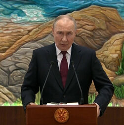 'Precisamos de nos sentar e discutir isto seriamente': Putin comenta plano de paz dos EUA para a Ucrânia 