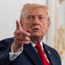 Donald Trump insiste no desarmamento do Hamas