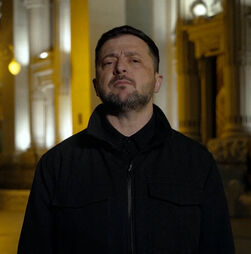 “Paz não depende das ameaças da Rússia”: Zelensky diz que continua a trabalhar num plano