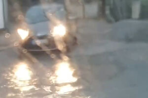 Chuva intensa e relâmpagos a rasgar o céu: As imagens do mau tempo de norte a sul do País