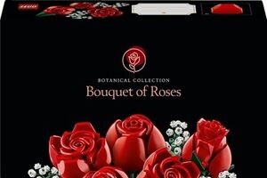 Conjunto LEGO Botanical Collection Bouquet of Roses, com 822 peças para construir um ramo de rosas