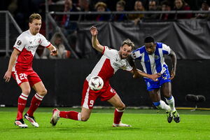FC Porto empata 1-1 em Utrecht contra o Utrecht, num jogo da Liga Europa