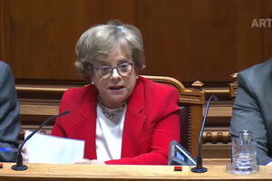 Forças policiais vão poder usar câmaras nas fardas em 2026 