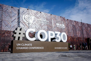 A COP30 arranca segunda-feira, mas em Belém já está a decorrer uma cimeira de líderes 