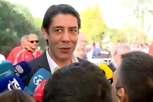 "Estou muito feliz, otimista e em paz": Rui Costa é o primeiro candidato a votar