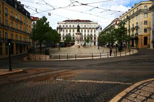 O poeta Luís de Camões tem mais de 800 ruas, avenidas, alamedas, praças e largos, como este em Lisboa