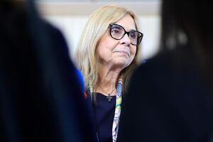 Ana Paula Martins, ministra da Saúde, vai receber os médicos tarefeiros