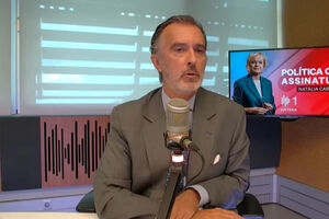 “Não vou ser um daqueles Presidentes que vai pedir cabeças de ministros”, diz Cotrim de Figueiredo 