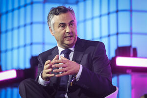 Ministro da Educação quer IA como tutor para alunos em Portugal