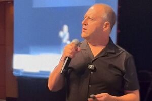 Juan Pablo Escobar já escreveu várias obras sobre o pai