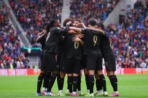 Portugal garante presença no Mundial 2026 após vitória no Estádio do Dragão
