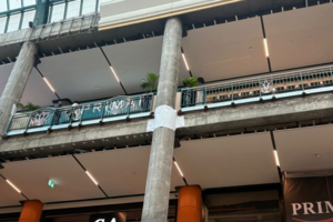 Racha em pilar do Centro Comercial Colombo assusta clientes e comerciantes