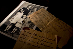 Artefactos do Holocausto, incluindo cartas de prisioneiros, são leiloados na Alemanha