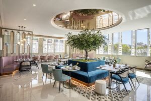 Também no L'Égoiste Bar & Restaurant há menus a €25