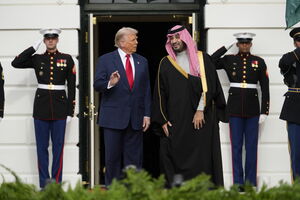 Trump recebe príncipe saudita na Casa Branca 