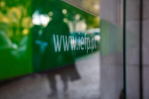 Desempregados inscritos no IEFP recuam 4,7% face a outubro do ano passado