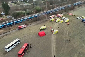 Imagens aéreas mostram local da colisão entre comboios na República Checa