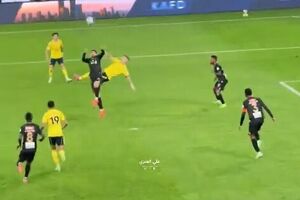 Novas imagens: o incrível golo de Cristiano Ronaldo visto da bancada