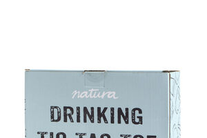 Jogo Drinking Tic-Tac-Toe da Natura: diversão para todas as idades