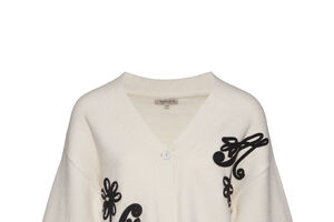 Natura promove campanha de Natal com moda, acessórios e gifts